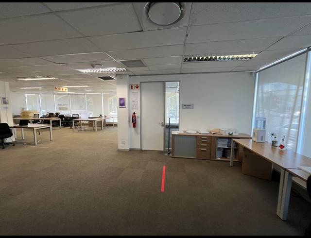 381M² OFFICE TO LET IN CLAREMONT